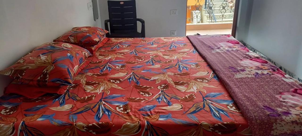 Nidhivan Homestay Vrindāvan Eksteriør billede